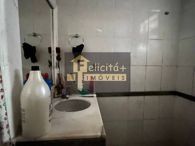 Sobrado para Venda em Carapicuíba - 4