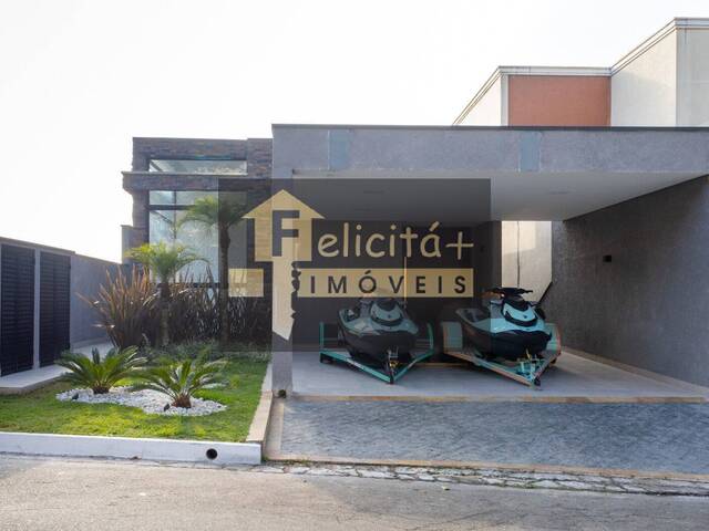 #C544 - Casa para Venda em Cotia - SP