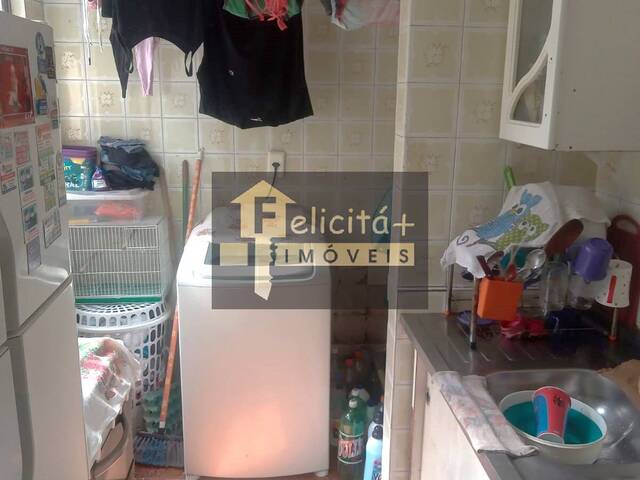 Apartamento para Venda em Carapicuíba - 4