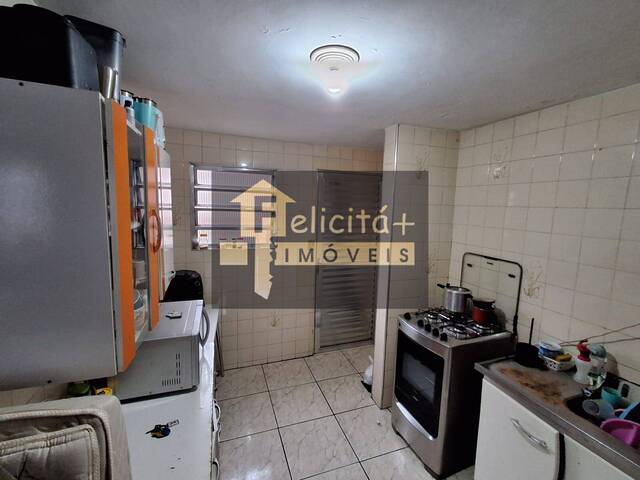 Apartamento para Venda em Carapicuíba - 4