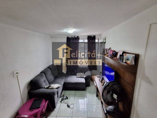 Apartamento para Venda em Carapicuíba - 2