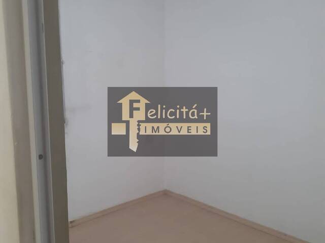 Apartamento para Venda em Carapicuíba - 4