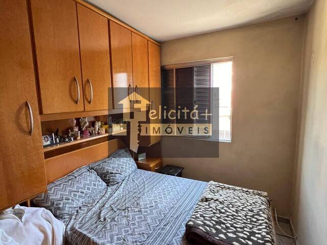 Apartamento para Venda em Carapicuíba - 5