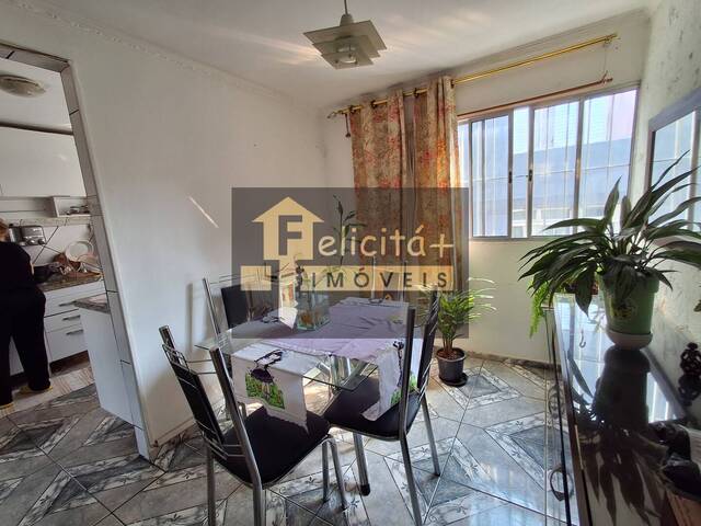 Apartamento para Venda em Carapicuíba - 2