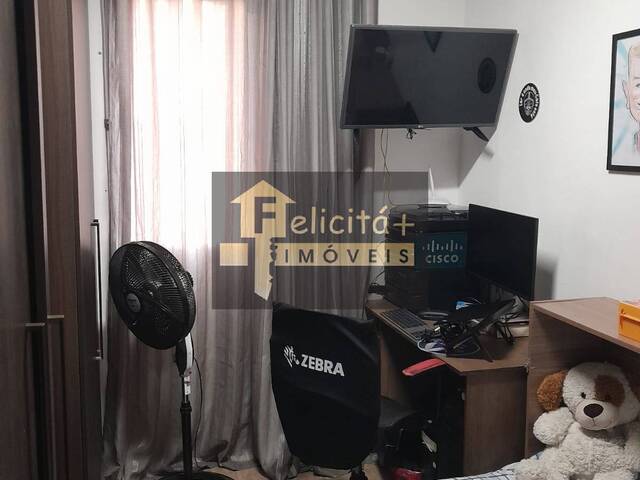 Apartamento para Venda em Carapicuíba - 3