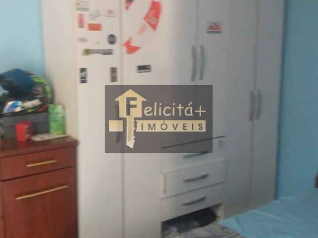 Apartamento para Venda em Carapicuíba - 5