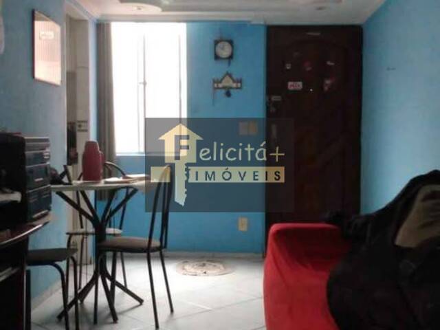 Apartamento para Venda em Carapicuíba - 2