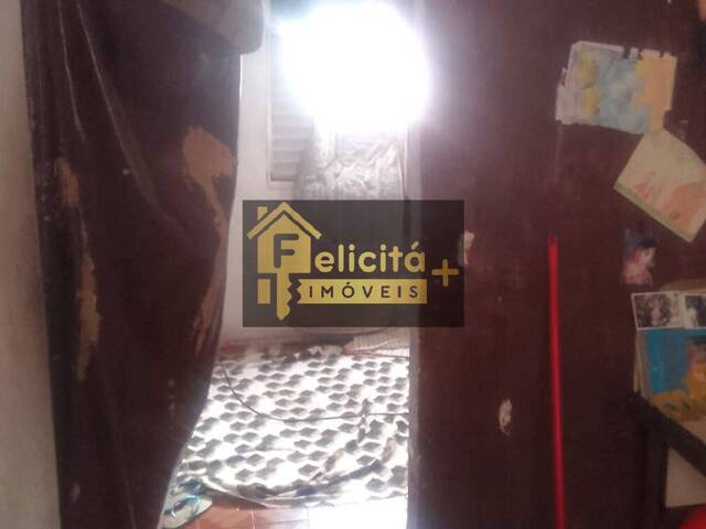 Apartamento para Venda em Carapicuíba - 4