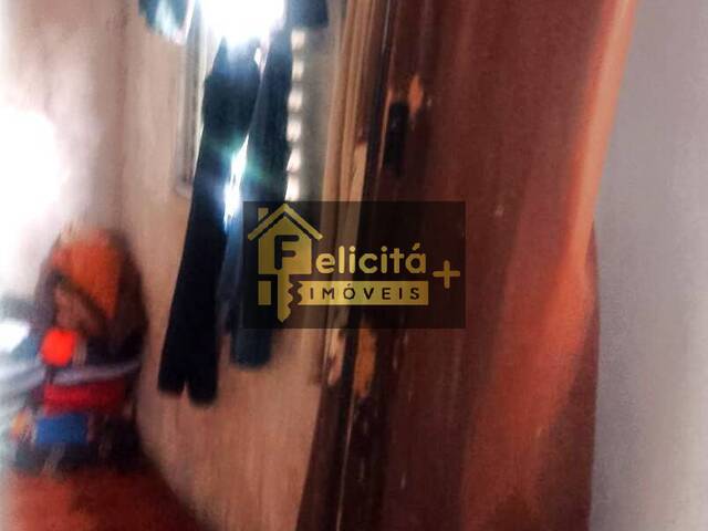 Apartamento para Venda em Carapicuíba - 5