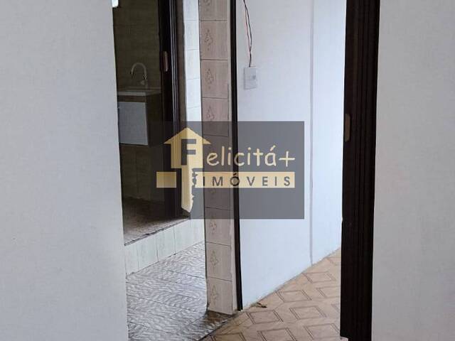 Apartamento para Venda em Carapicuíba - 5