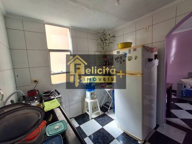 Apartamento para Venda em Carapicuíba - 4