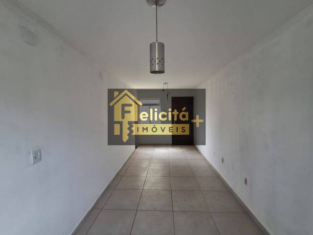 Apartamento para Venda em Carapicuíba - 2