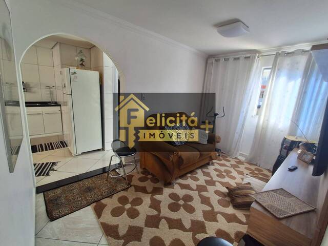 Apartamento para Venda em Carapicuíba - 2