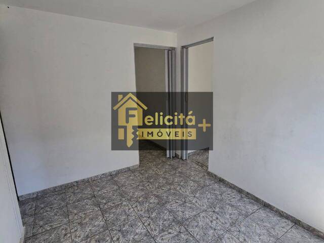 Apartamento para Venda em Carapicuíba - 2
