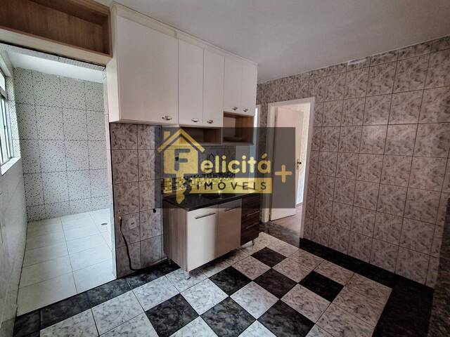Apartamento para Venda em Carapicuíba - 4