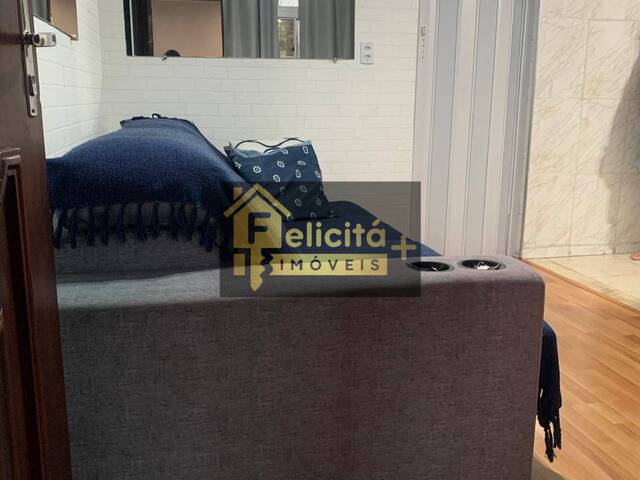 Apartamento para Venda em Carapicuíba - 5