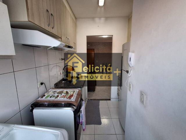 Apartamento para Venda em Carapicuíba - 5