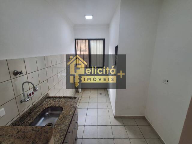 Apartamento para Venda em Carapicuíba - 4