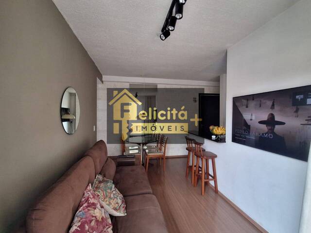 Apartamento para Venda em Carapicuíba - 3