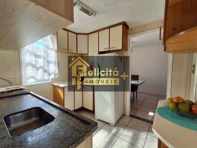 Apartamento para Venda em Carapicuíba - 5