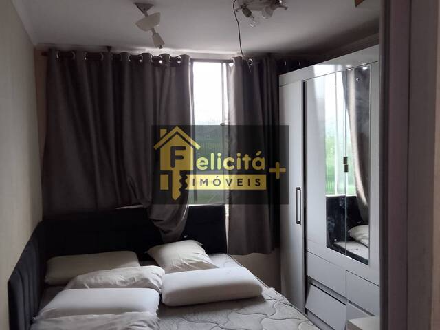 Apartamento para Venda em Carapicuíba - 4