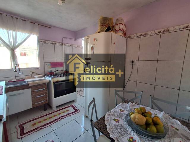 Apartamento para Venda em Carapicuíba - 4