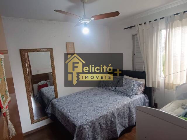 Apartamento para Venda em Carapicuíba - 4