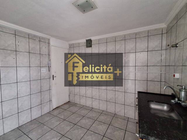 Apartamento para Venda em Carapicuíba - 4