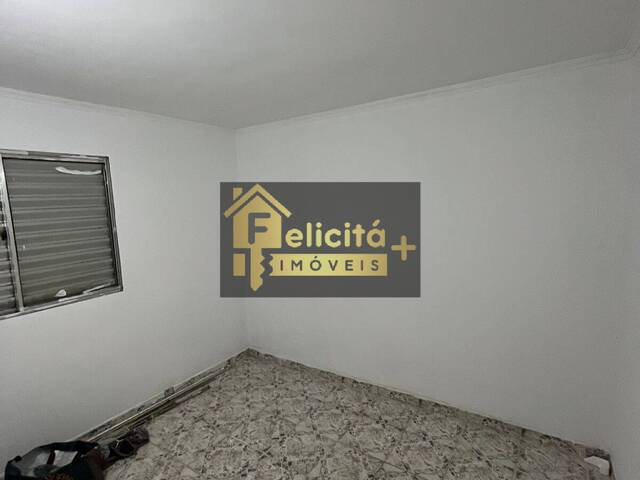Apartamento para Venda em Carapicuíba - 4