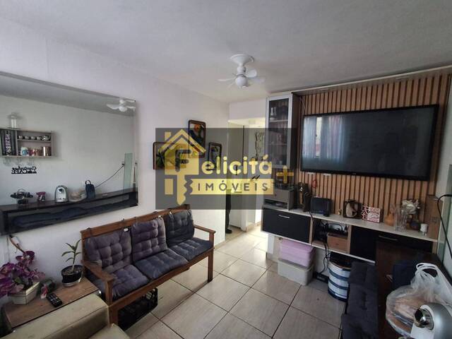 #C955 - Apartamento para Venda em Carapicuíba - SP