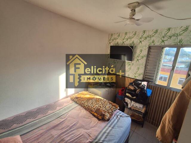 Apartamento para Venda em Carapicuíba - 5