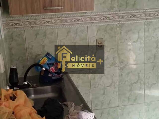Apartamento para Venda em Carapicuíba - 4