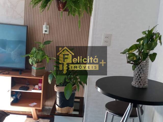 Apartamento para Venda em Carapicuíba - 4