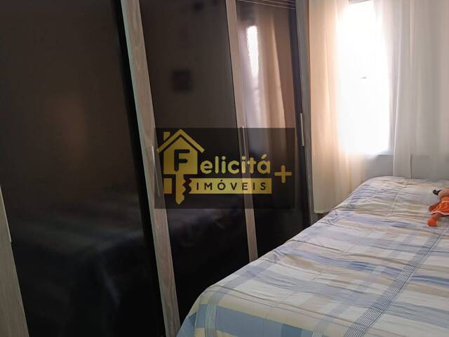 Apartamento para Venda em Carapicuíba - 5