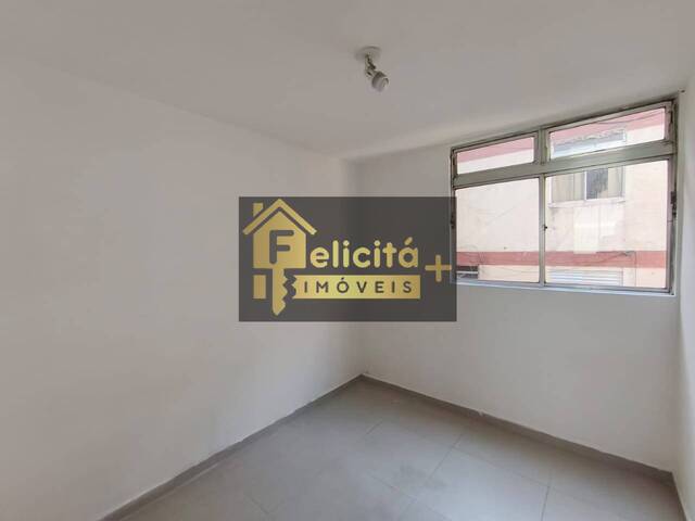 Apartamento para Venda em Carapicuíba - 5