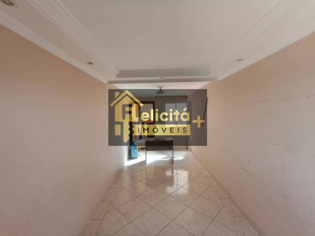 Apartamento para Venda em Carapicuíba - 2