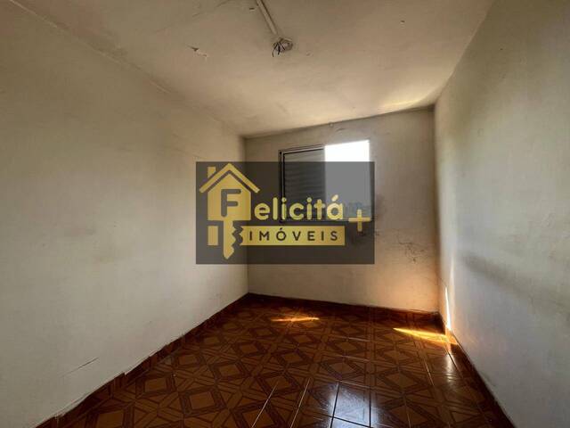 Apartamento para Venda em Carapicuíba - 5