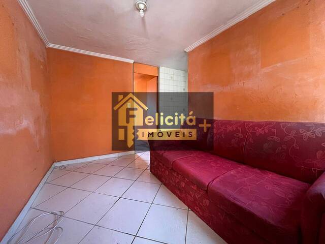 Apartamento para Venda em Carapicuíba - 3