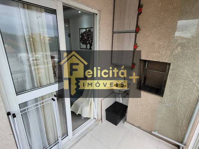 Apartamento para Venda em Carapicuíba - 4