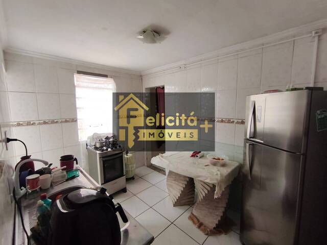 Apartamento para Venda em Carapicuíba - 5
