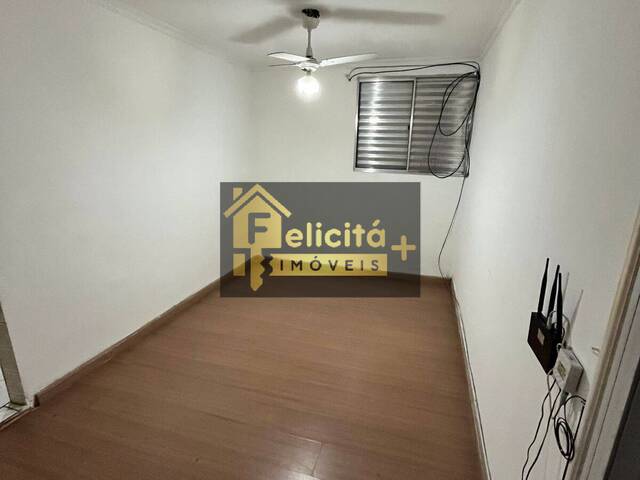 #C1005 - Apartamento para Venda em Carapicuíba - SP - 3
