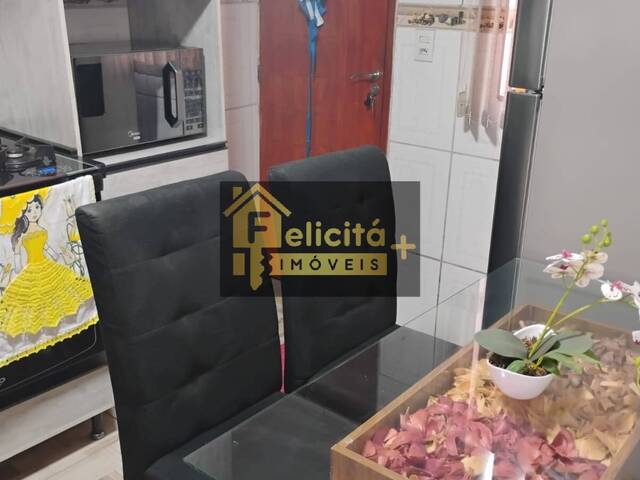 Apartamento para Venda em Carapicuíba - 5