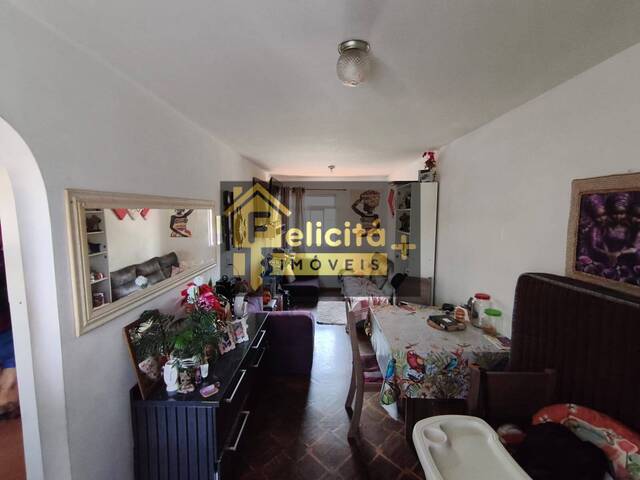 #C1012 - Apartamento para Venda em Carapicuíba - SP - 1