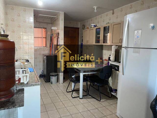 Apartamento para Venda em Carapicuíba - 4