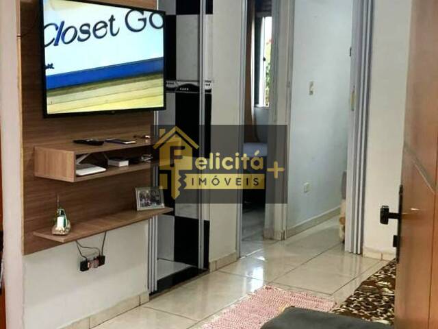 #C1014 - Apartamento para Venda em Carapicuíba - SP - 1