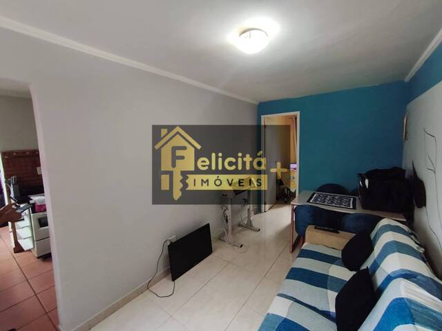 Apartamento para Venda em Carapicuíba - 4