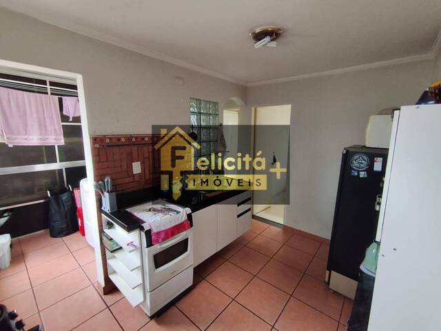 Apartamento para Venda em Carapicuíba - 5