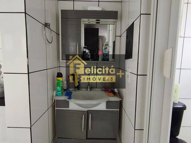 Apartamento para Venda em Carapicuíba - 5