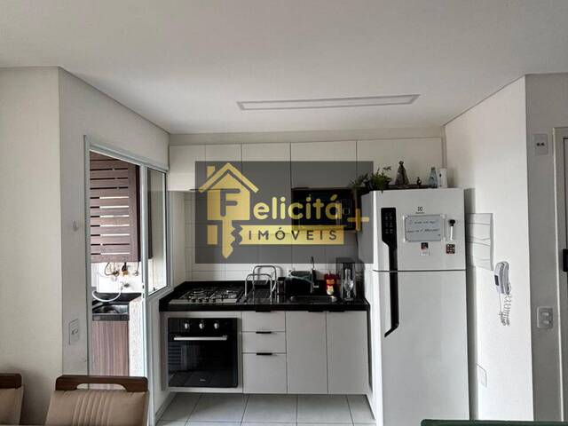 #C1030 - Apartamento para Venda em Carapicuíba - SP - 3