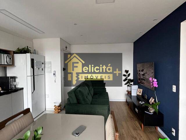 #C1030 - Apartamento para Venda em Carapicuíba - SP - 1